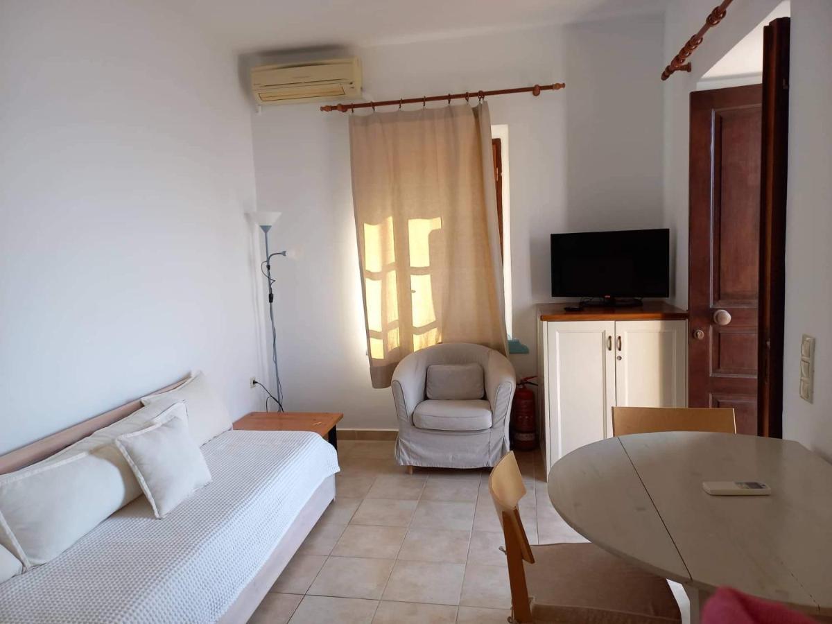 Villa Amalia Chalki Town المظهر الخارجي الصورة