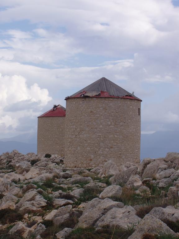 Villa Amalia Chalki Town المظهر الخارجي الصورة