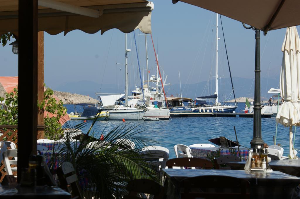 Villa Amalia Chalki Town المظهر الخارجي الصورة