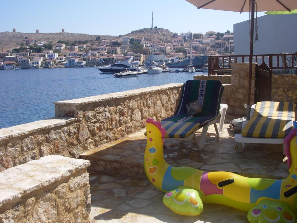 Villa Amalia Chalki Town المظهر الخارجي الصورة